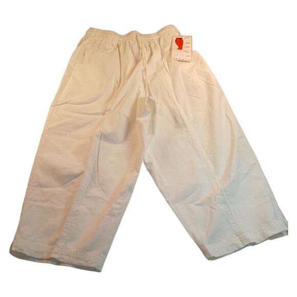 Erika & Co. Designer womens New w/Tags White Cotton Capri Pants - Size: Large - Picture 3 of 6